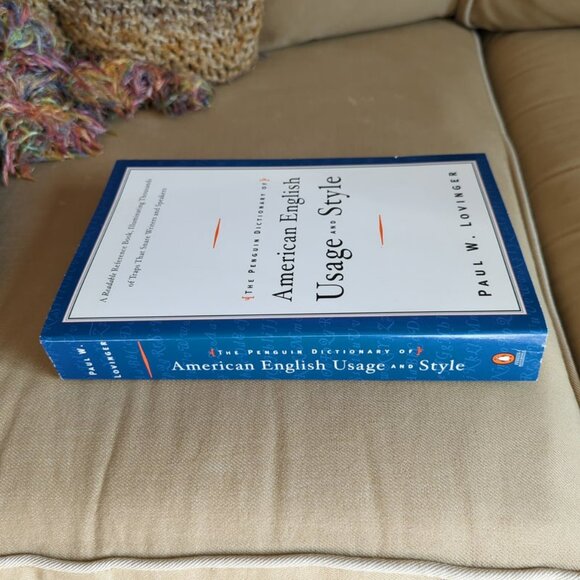The Penguin Dictionary of American English Usage and Style - Paperback pub. 2000 - Picture 3 of 4